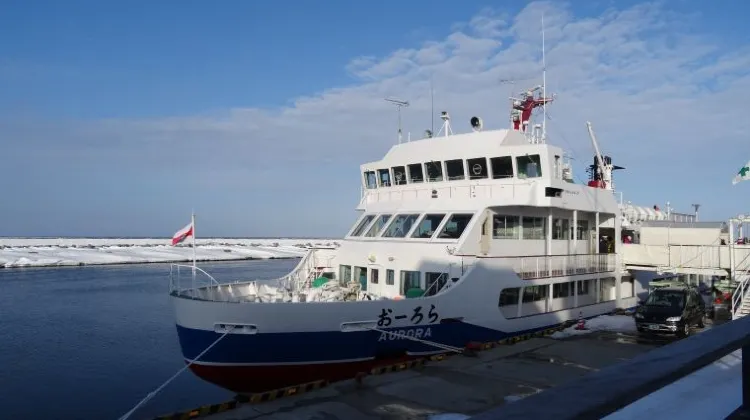 網走流氷観光砕氷船おーろら