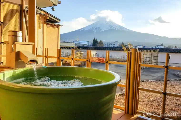 22年 祝日 日本の連休 休みカレンダー Trip Com