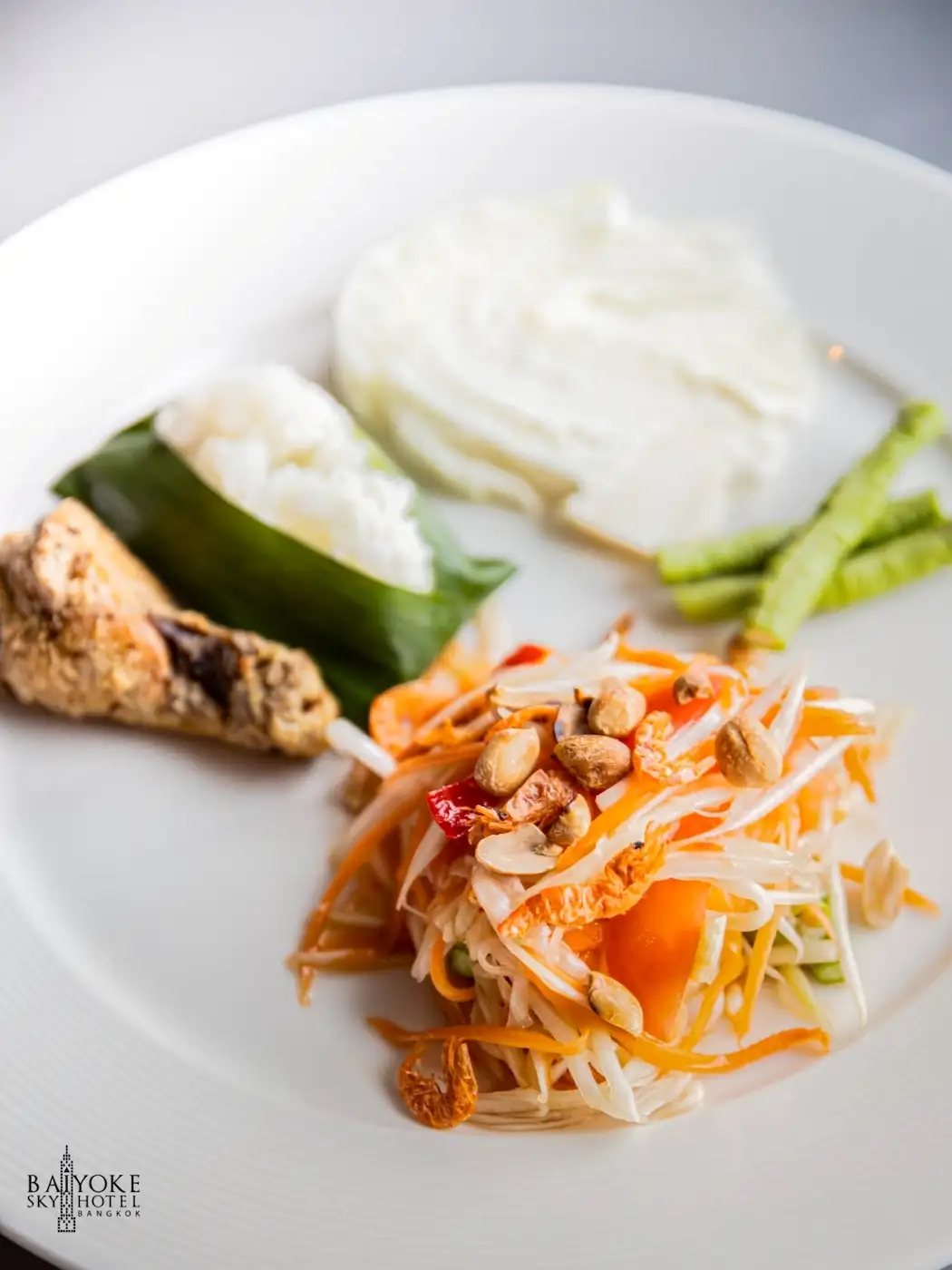 Baiyoke sky buffet (บุฟเฟ่ต์อาหารกลางวัน โรงแรมใบหยกสกาย)