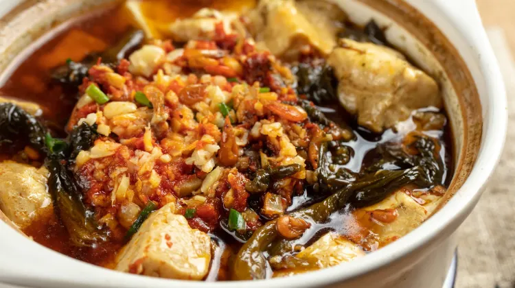 Чоу доуфу (вонючий тофу)