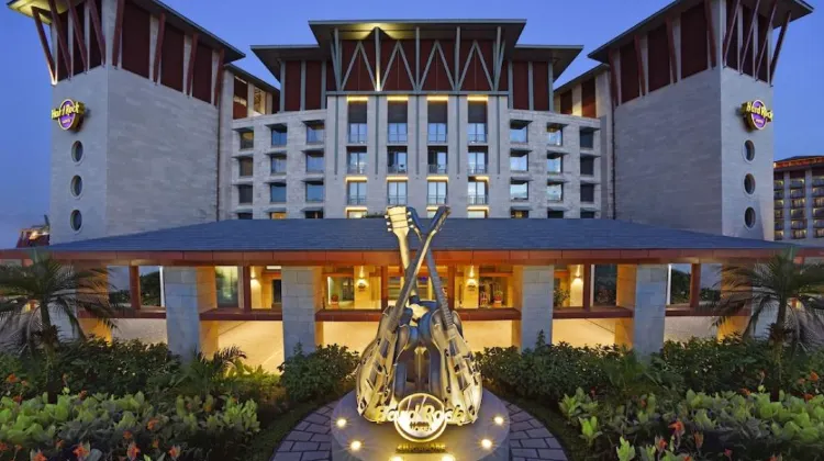 The Best Hotels Near Universal Studios Singapore Festive Hotel