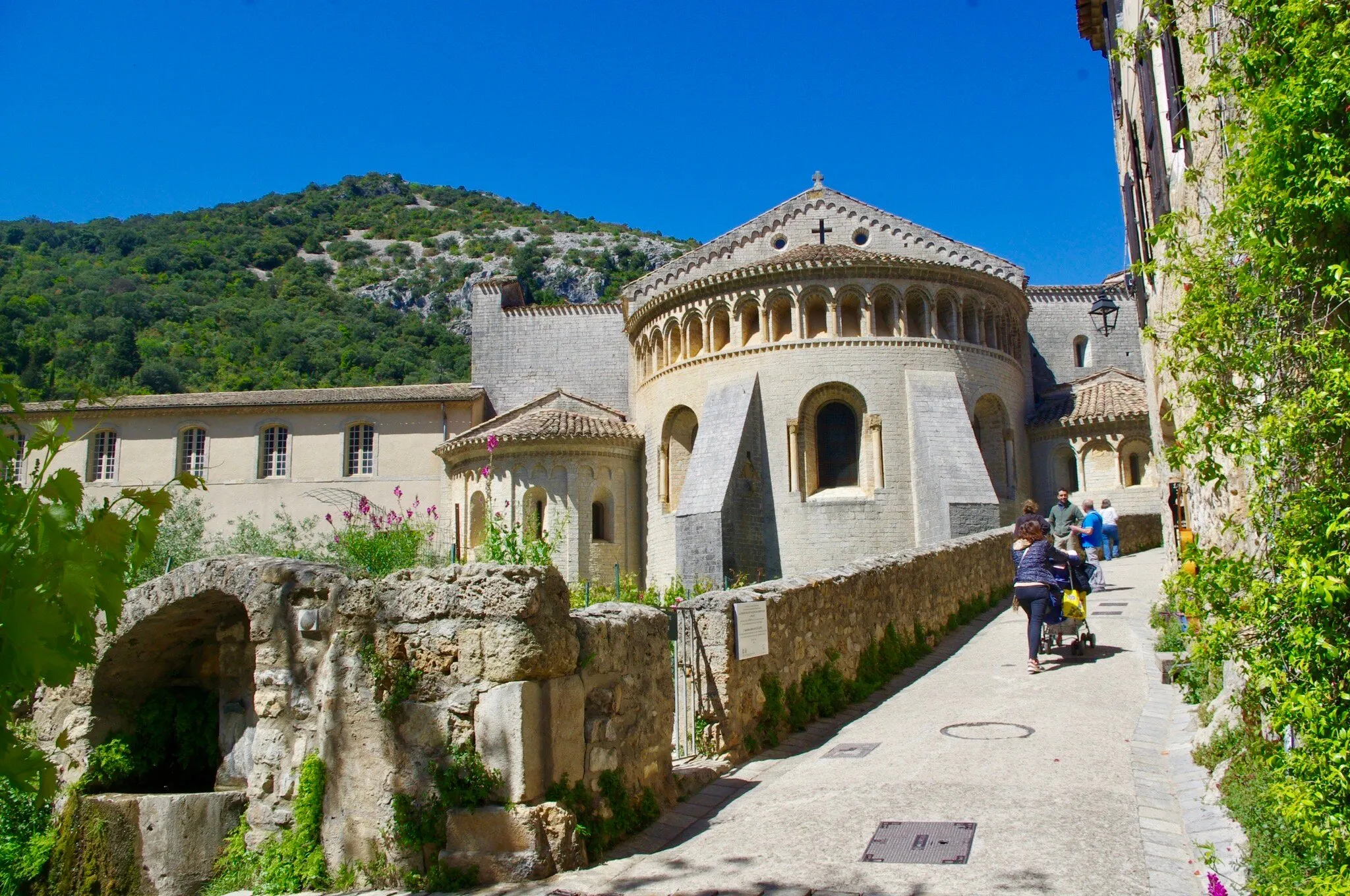 Saint-Guilhem-le-Désert