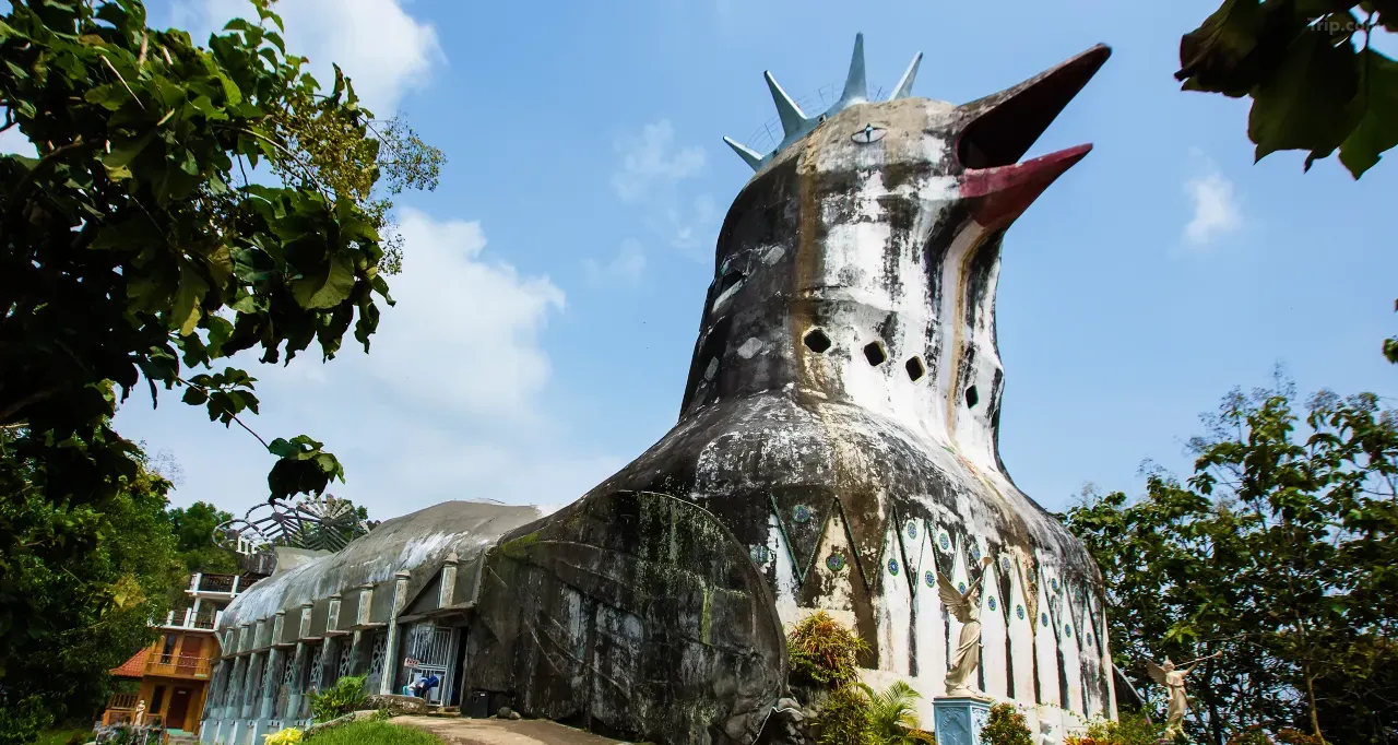 3.Tempat Wisata di Magelang-Gunung Tidar