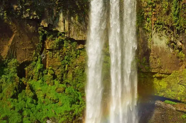 Cheonjeyeon Falls