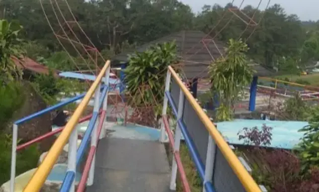 Wisata Kuningan - Taman Batu Hanjuan