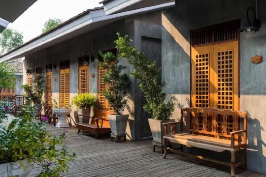 เรือนเสน่หา(House of Passion Amphawa)