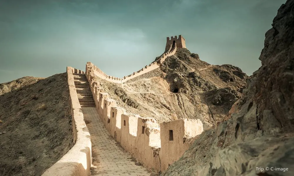 Apa itu Jiayuguan Great Wall