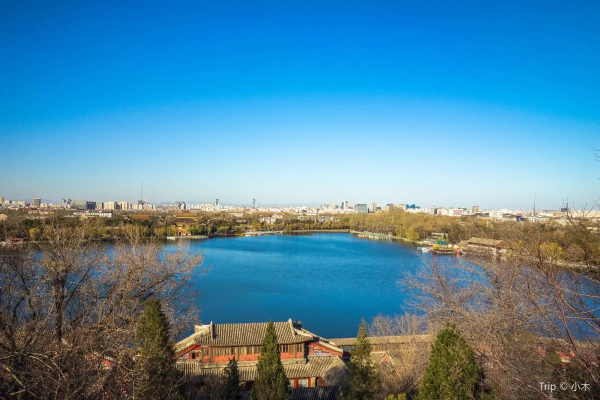 5. Taman Raya Beihai: