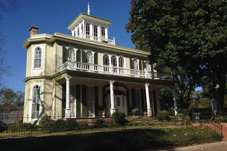 Top 15 Weekend Getaways in Texas Jefferson
