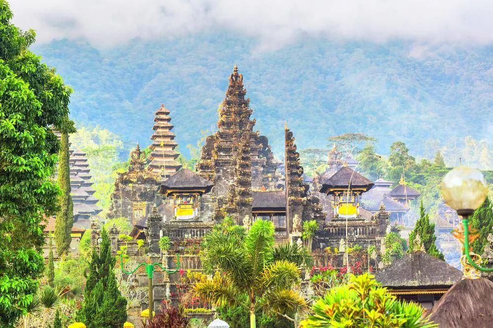 30 Tempat Wisata di Bali-Pura Besakih