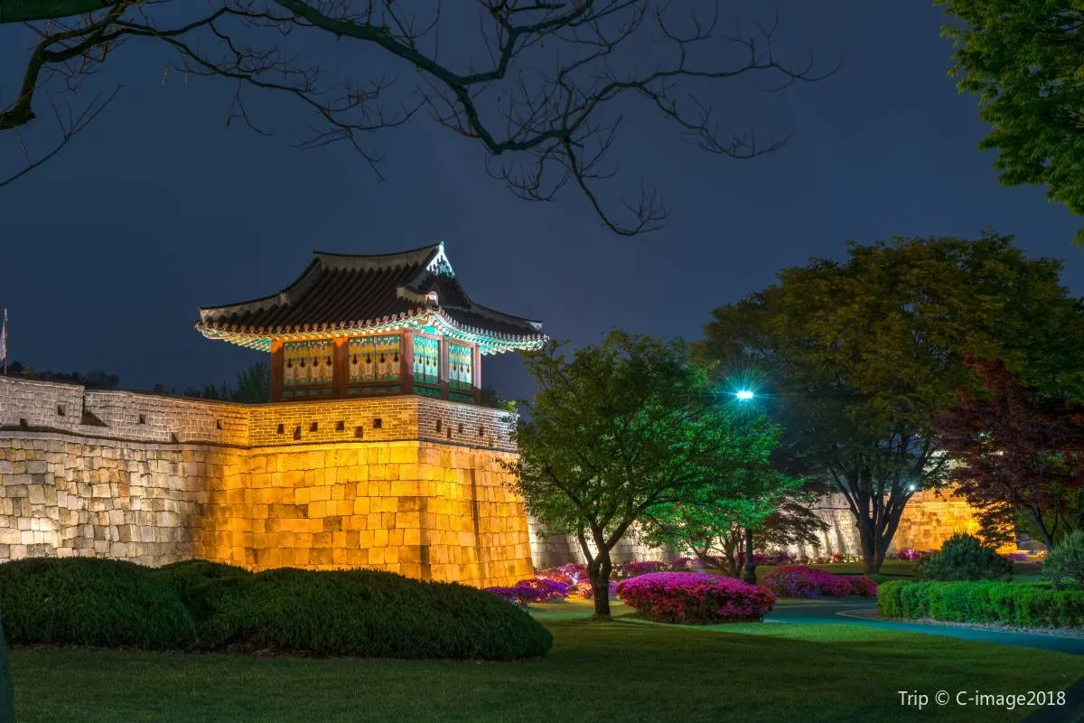 ป้อมฮวาซ็อง