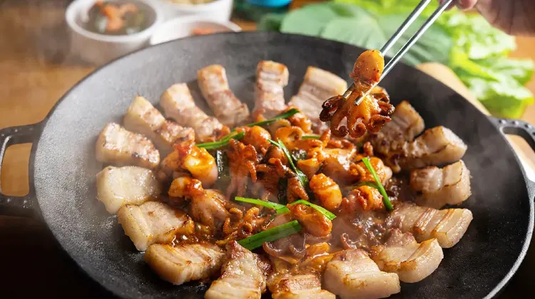 1.韓国グルメ｜サムギョプサル 