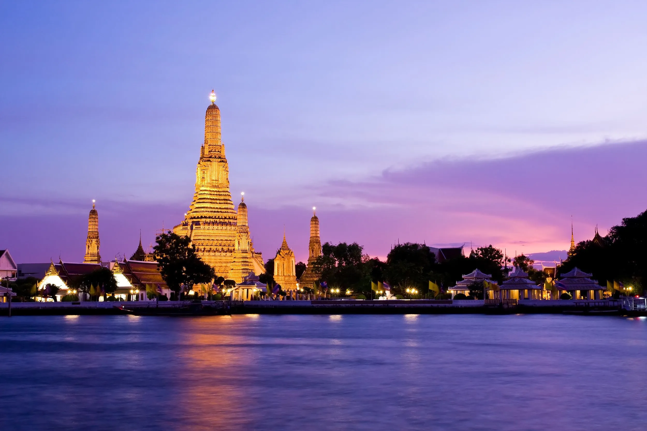 Cheap Flights from Manchester to Bangkok