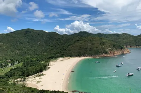 這個西貢沙灘水清沙幼