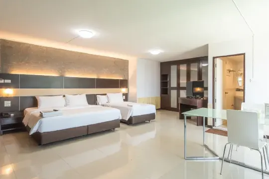 วัดในนครปฐม#1  โรงแรมราชพฤกษ์พาวิลเลี่ยน