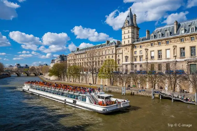 trip to paris cos t2025 - Seine River tour boat