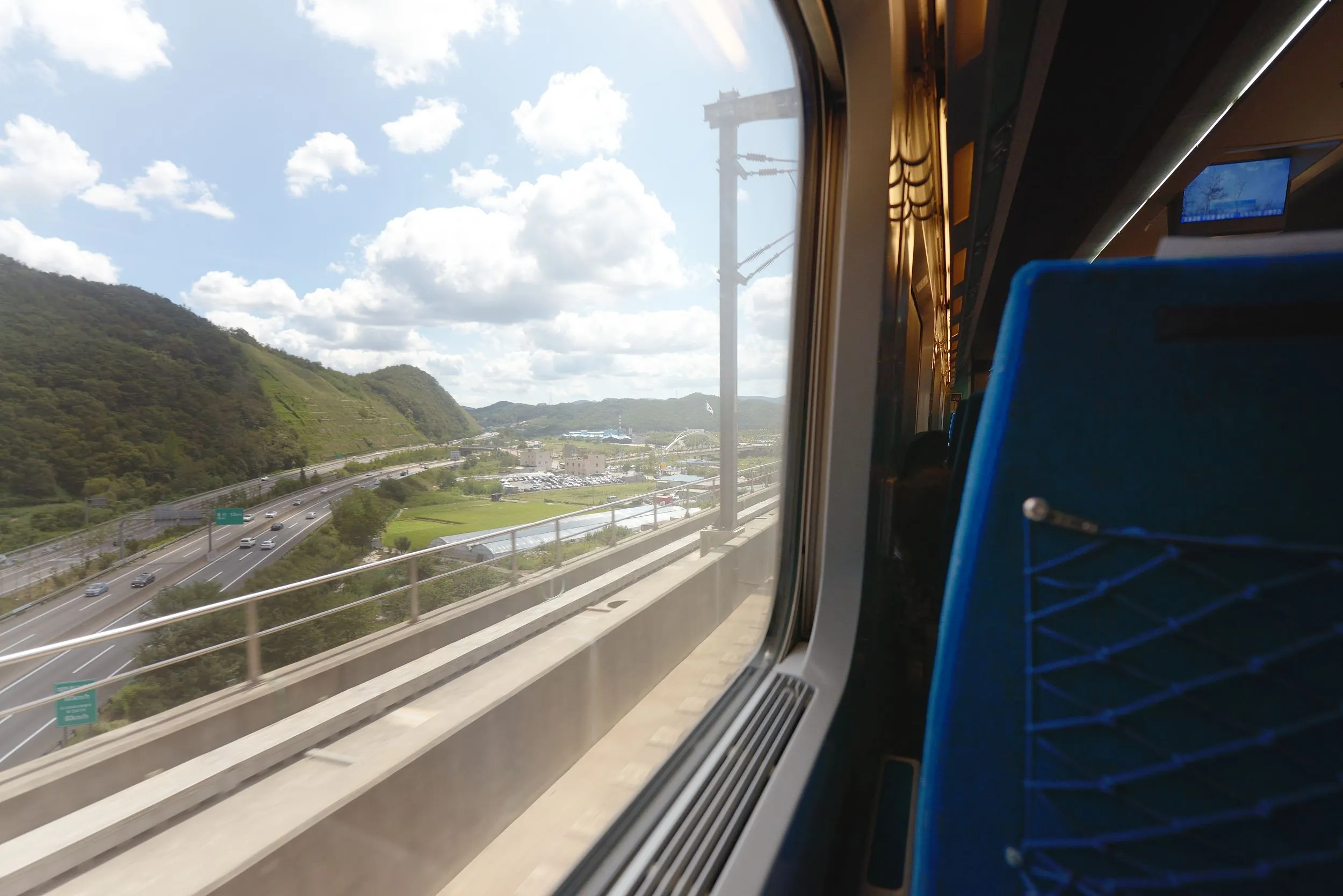 ข้อดี และข้อเสียของการเดินทางเกาหลีด้วยรถไฟKTX