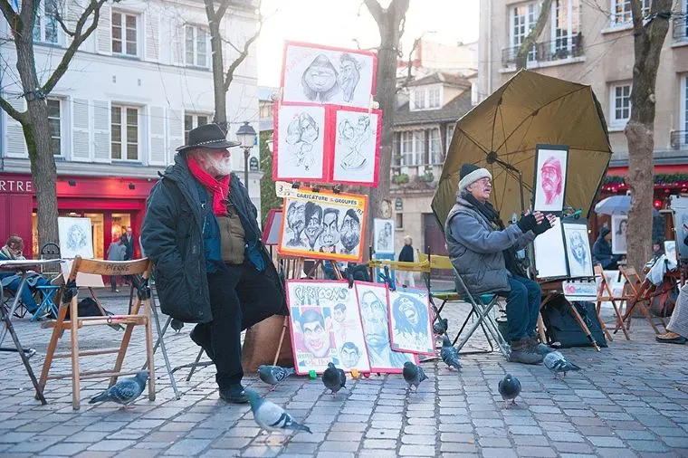 法國旅行費用 - 愛牆