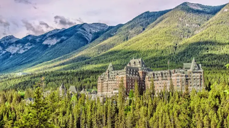 バンフの年間降水量について