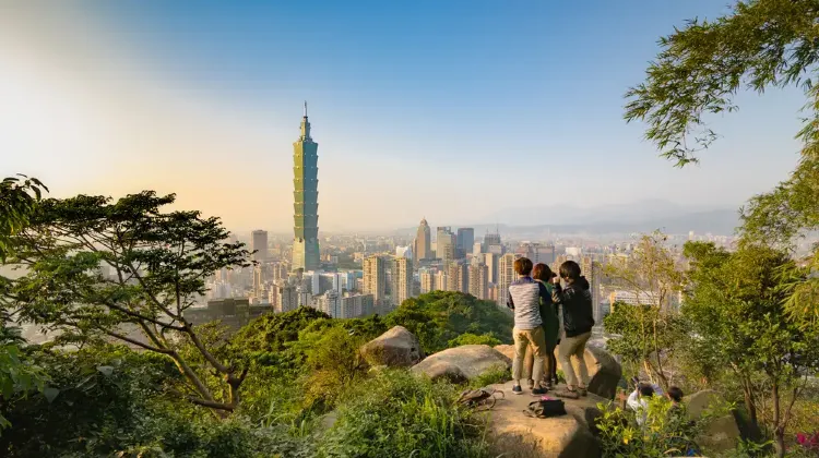 象山で早朝ハイキング