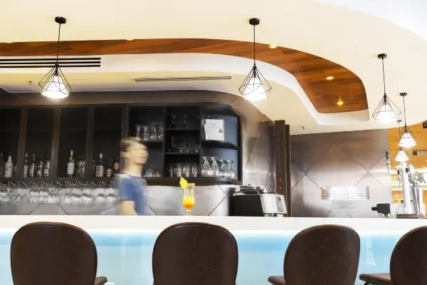 酒吧 宜必思香港中上環酒店優惠