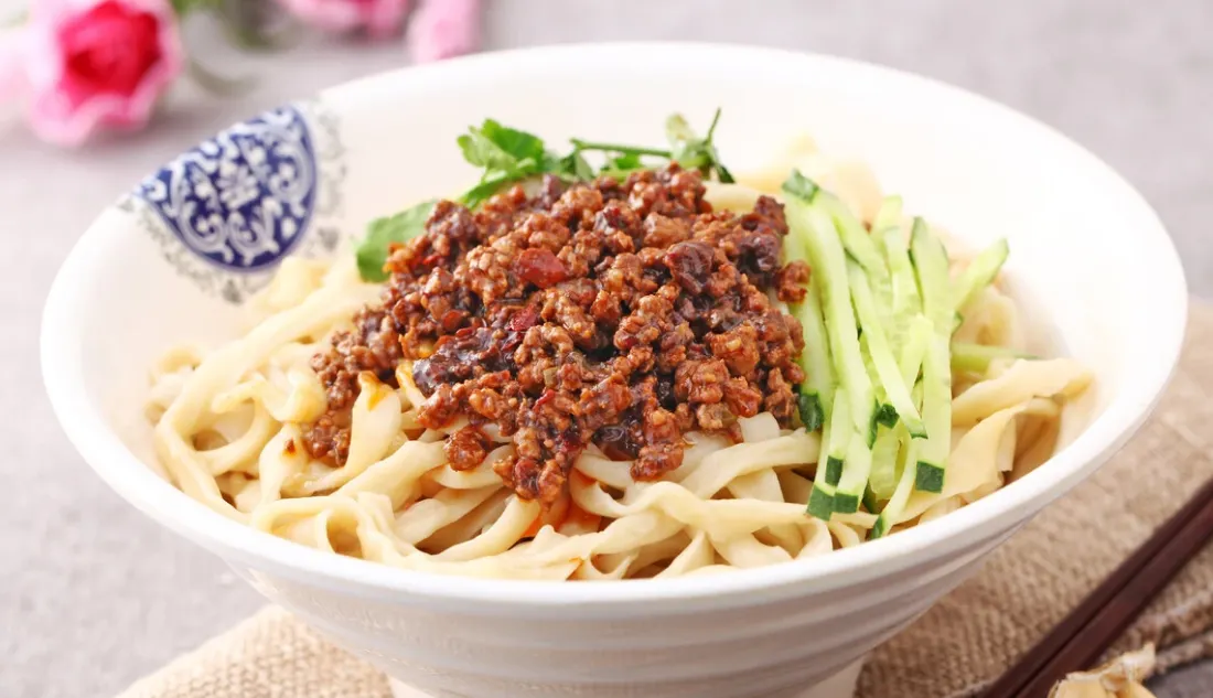 zhajiangmian