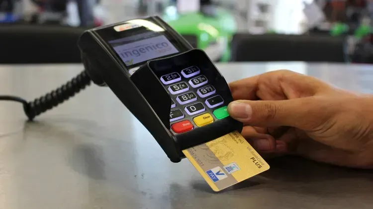 スペインではクレジットカードがおすすめ！キャッシュレス時代に