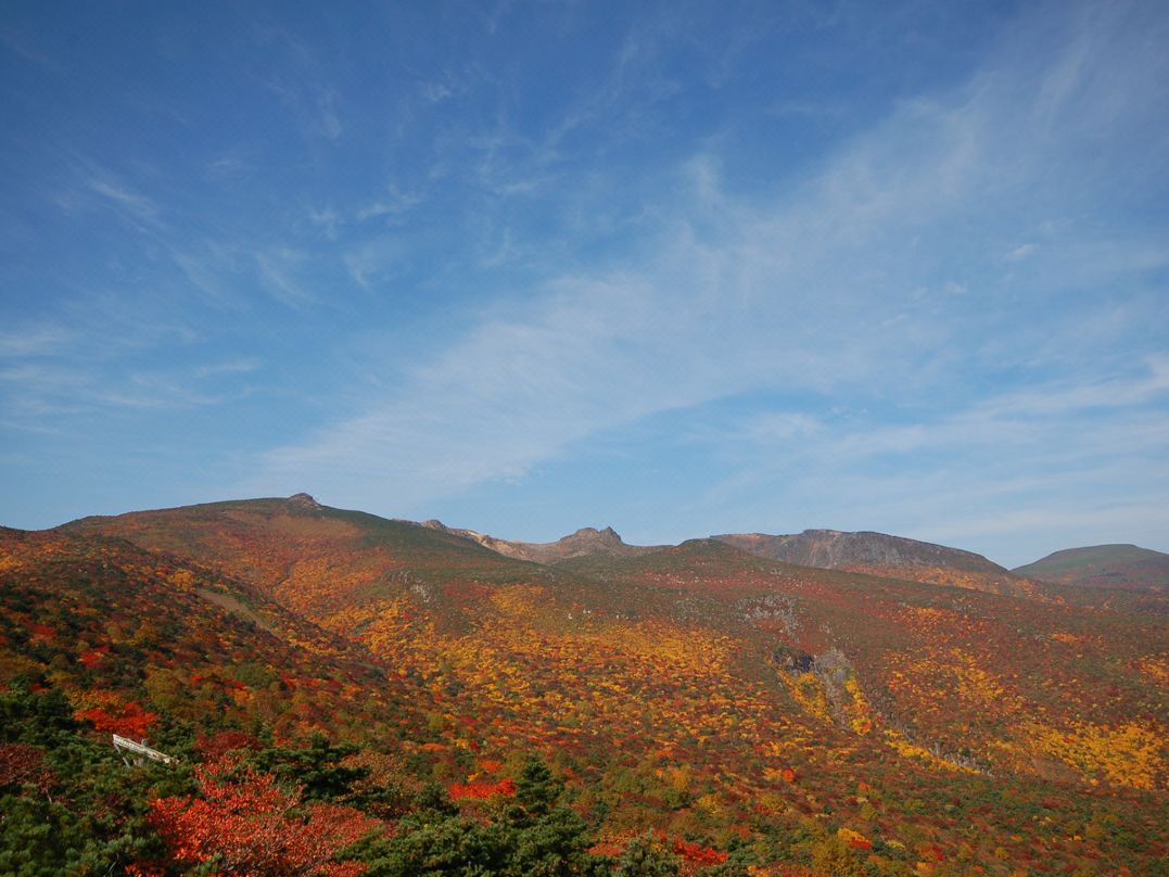 【土湯温泉】紅葉の見頃は10月中旬~11月上旬