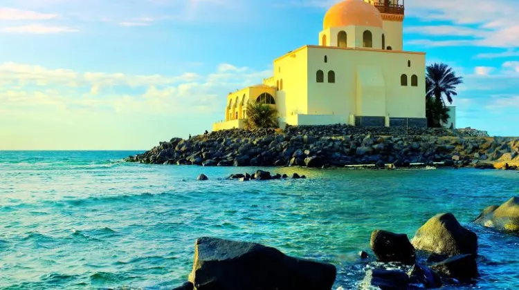 Pros of Using an eSIM in Saudi Arab