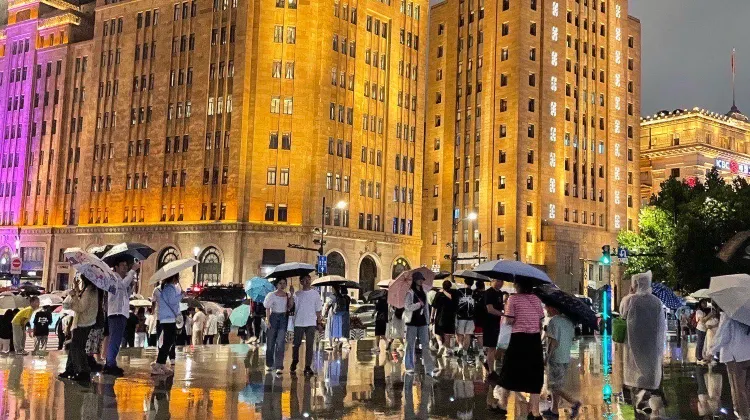 如何去外灘