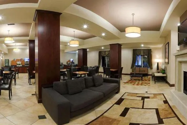 Holiday Inn Express Arrowood, an IHG Hotel Interior