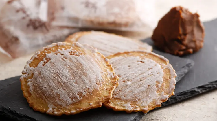 井之廣製菓舗「味噌煎餅」