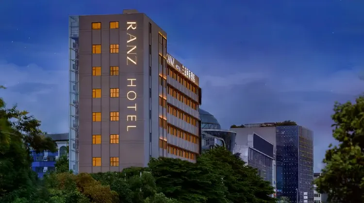 深圳機場附近酒店推介：深圳寶安機場RANZ蘭茲國際酒店