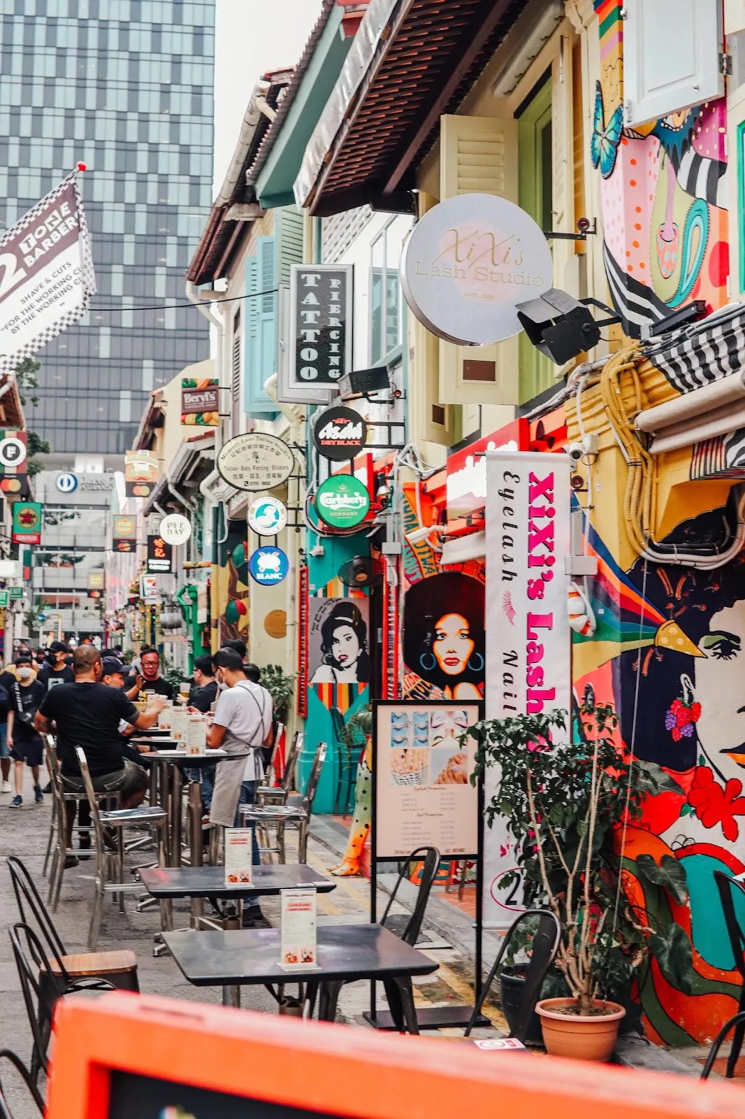 Bras Basah Bugis (บราส บาซาร์ บูกิส)