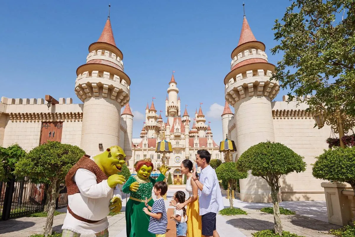 How to go to Universal Studios Singapore