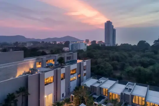 ครอสทู พัทยา โอเชียนเฟียร์ - หาดนางรํา ที่พัก ติดทะเล