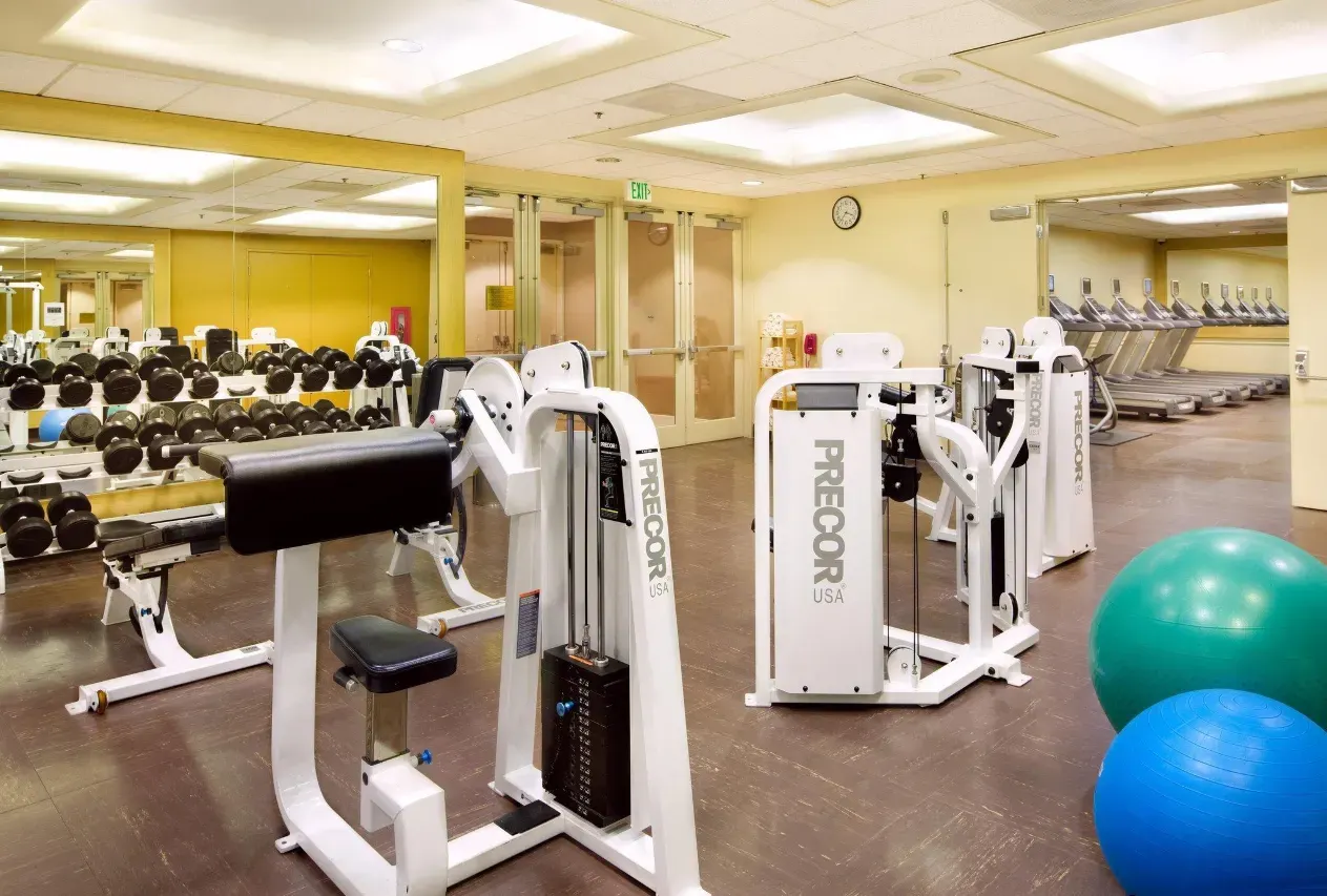 Fitness room - Hotels near LAX with Shuttle