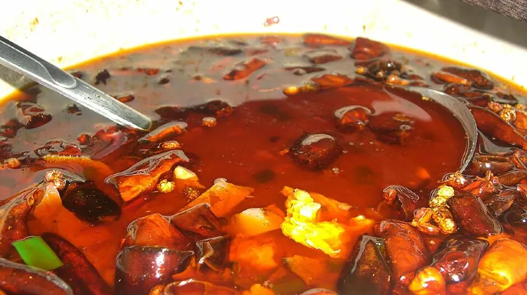 毛血旺（マオシュエワン）