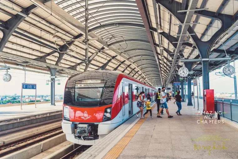 SRTレッドライン(タイの国鉄)