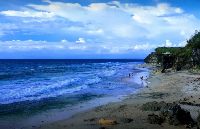 30 Tempat Wisata di Bali-Pantai Dreamland