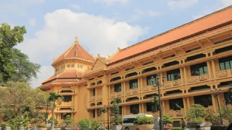 日本語OK：東屋ハイバーチュン1号店