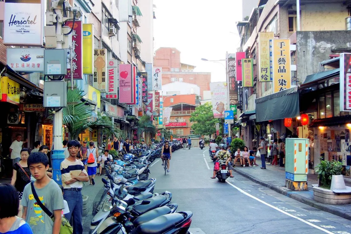 台灣景點推介 - 淡水老街