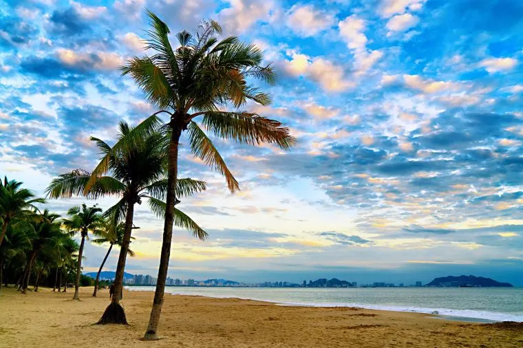 海南島氣溫 - 三亞灣