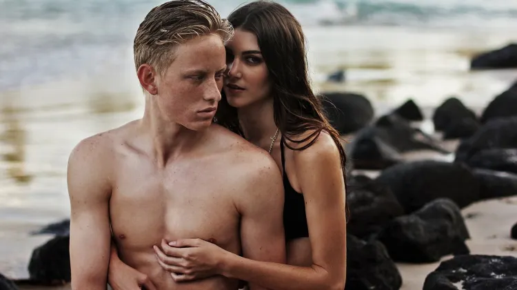 5.アダルト関連商品