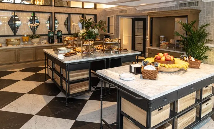 Restaurant - Hotel near Disneyland with Shuttle