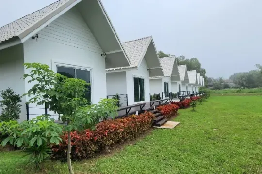 ที่พักใกล้วัดผาซ่อนแก้ว-คาซ่า แคมป์
