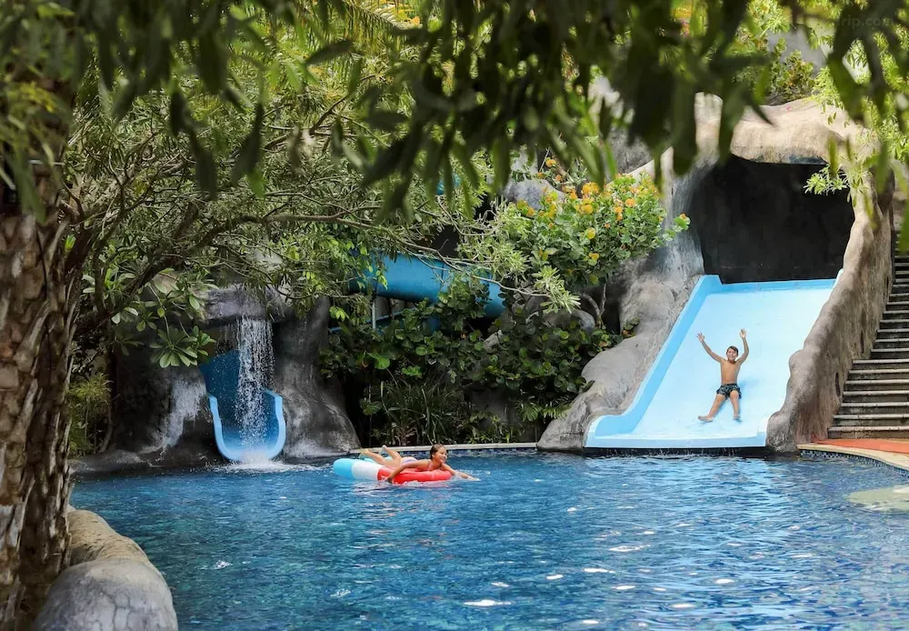 パドマ リゾート レギャン