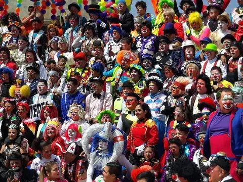 How much does it cost for passport when traveling to Mexico