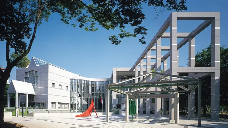 名古屋市美術館