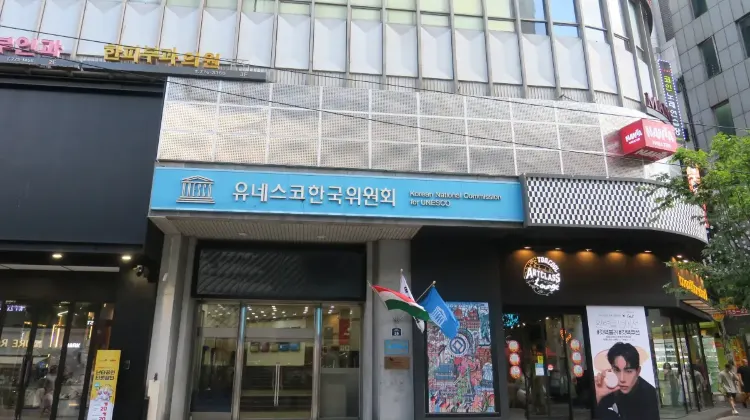 明洞ナンタへのアクセス